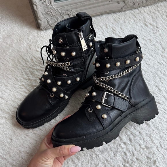 New Zara Moto Boots Black Leather Pearl Metal 38 Combat Biker 7160/001 - Picture 1 of 11